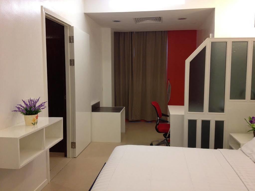 Borneo Cove Hotel Sandakan Exterior photo